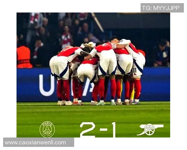 西甲激战：拜仁狂胜阿森纳五球惨败引发全场热议与反思